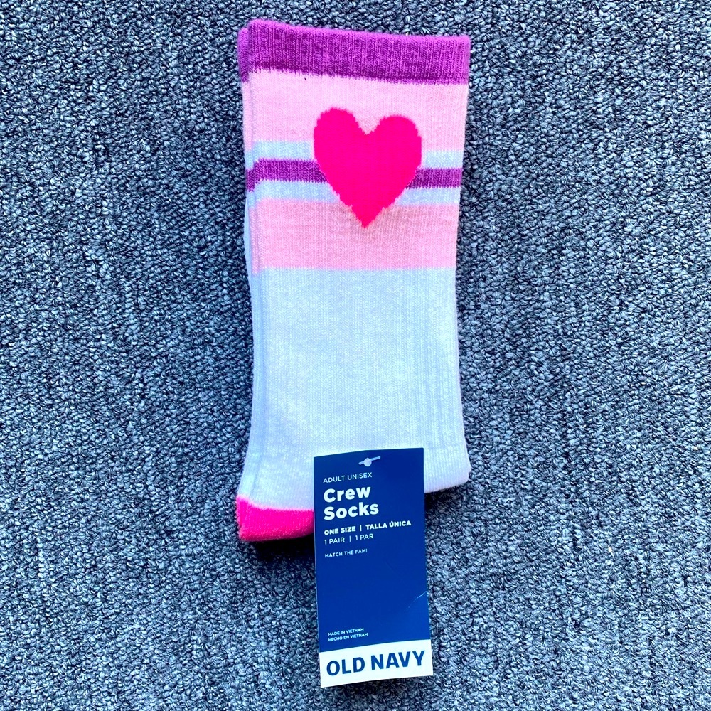 3/$18 Heart & Stripes Funny Novelty Crew Socks - Brand New - Picture 2 of 2
